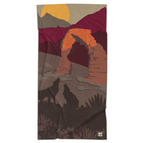 Sprints Towel Car Seat Cover - Cryin' Wolf