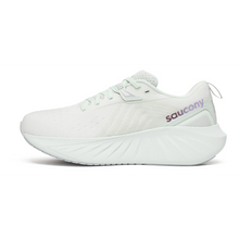 Saucony Triumph 22 (White/Foam) - Women's